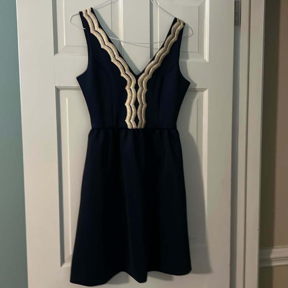 Lilly Pulitzer size small dress excellent used condition